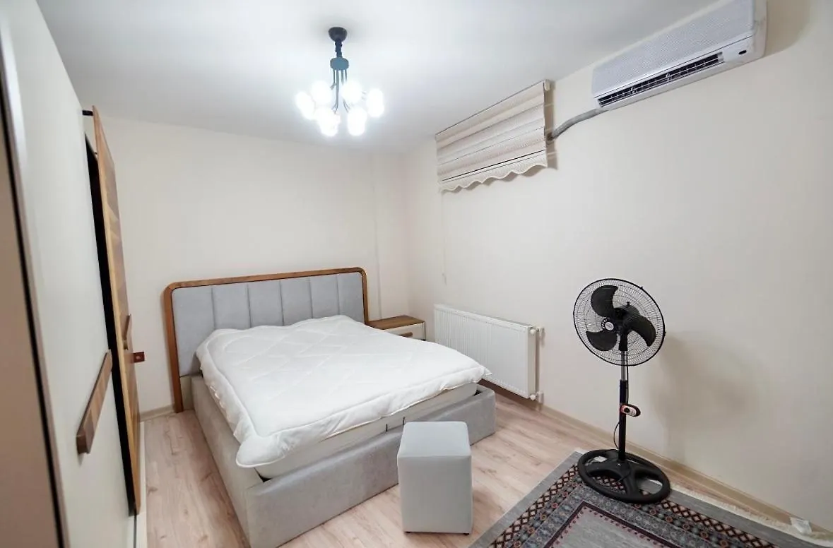 3+1 House With Garden In The New Building Apartment Istanbul Turkey