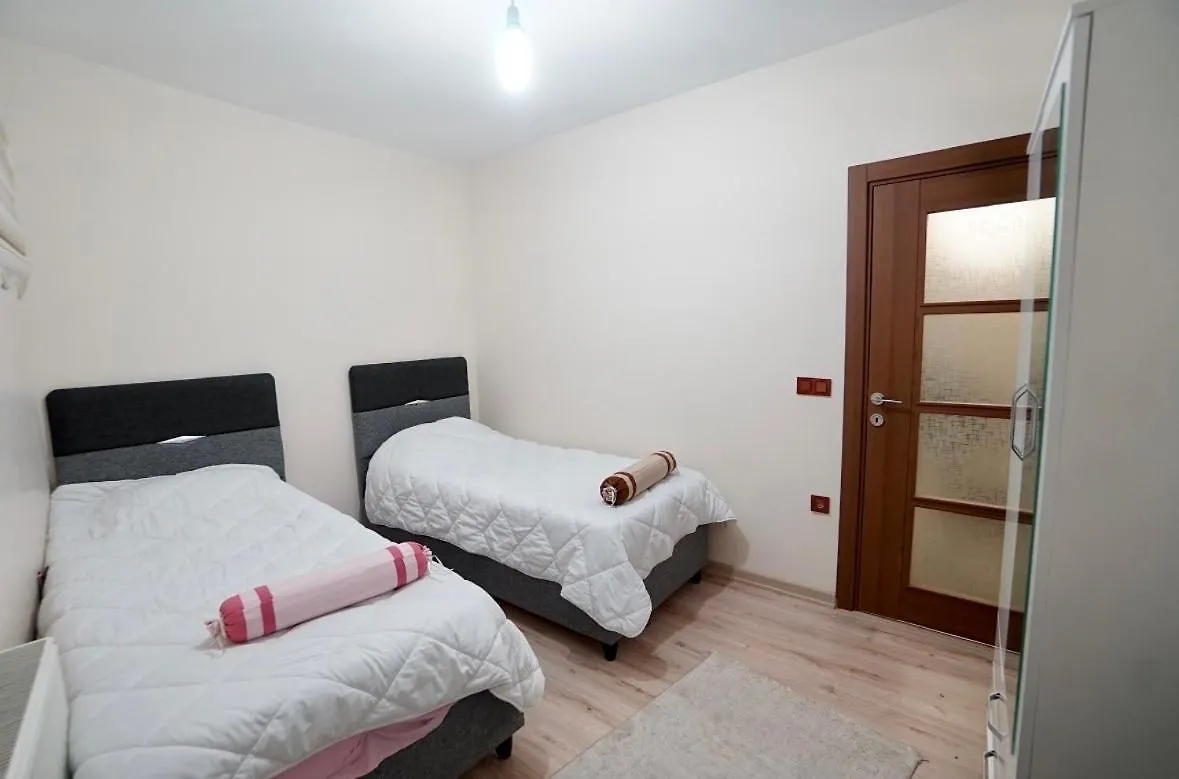 Apartmán 3+1 House With Garden In The New Building Istanbulská provincie